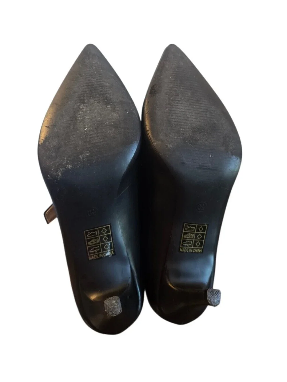Journee Collection Sidney Black Faux Leather Mary Jane Pump 6.5